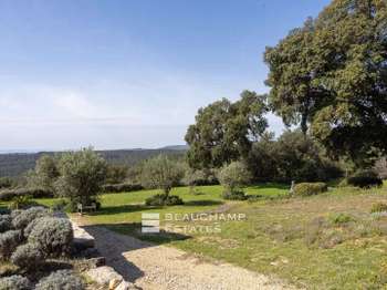 Vente maison 10 pièces Fayence 83