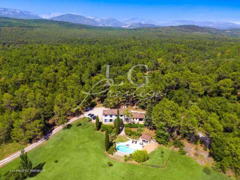 Vente maison 6 pièces Fayence 83