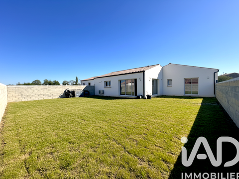 Vente maison 5 pièces Ferrières 17