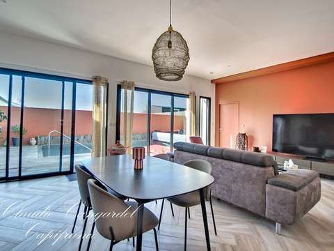 Vente maison 6 pièces Ferrières 17