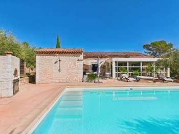 Maison 6 pièces 164 m² · à Flassans-sur-Issole · 164 m² · 495 000 €