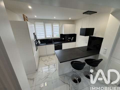 Vente maison 5 pièces Fleury-les-Aubrais 45