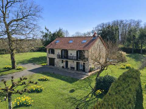 Vente maison 7 pièces Folles 87