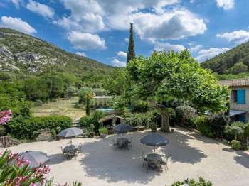 Vente Maison 5 chambresFontaine-de-Vaucluse