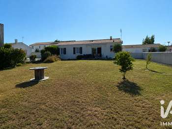 Vente maison 5 pièces Fontcouverte 17