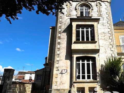Vente maison 7 pièces Fontenay-le-Comte 85