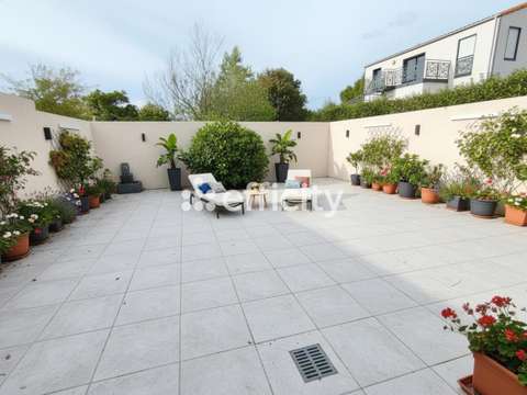 Vente maison 9 pièces Fontenay-le-Comte 85