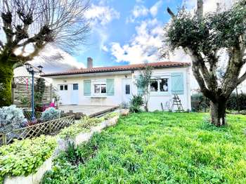 Vente maison 8 pièces Fontenay-le-Comte 85