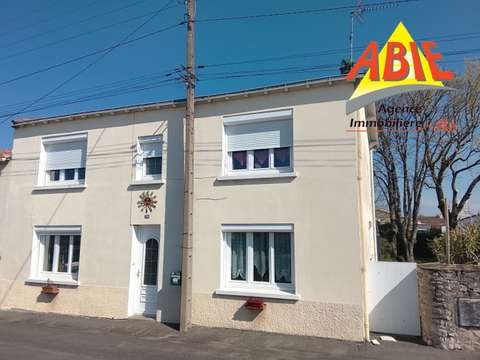 Vente maison 4 pièces Fontenay-le-Comte 85