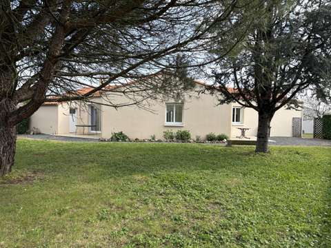 Vente maison 5 pièces Fontenay-le-Comte 85