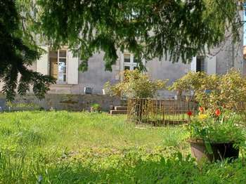 Vente maison 14 pièces Fontenay-le-Comte 85