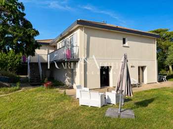 Vente maison 9 pièces Fontenay-le-Comte 85