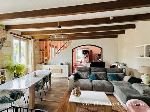 Vente maison 5 pièces Forges 17