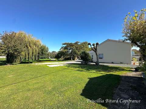 Vente maison 7 pièces Forges 17