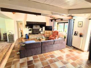 Vente maison 9 pièces