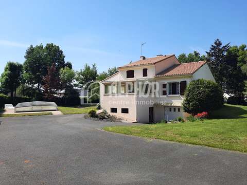 Vente maison 6 pièces Fougeré 85