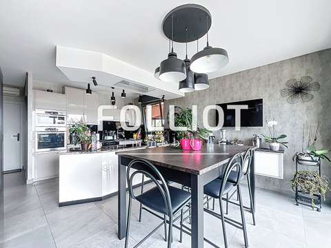 Vente maison 10 pièces
