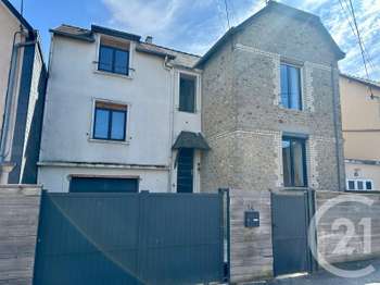 Vente maison 8 pièces Fougères 35