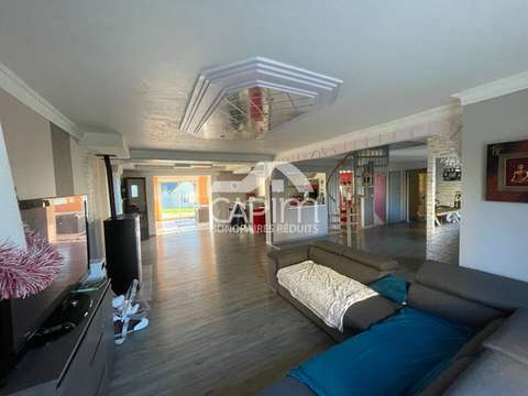 Vente maison 6 pièces Fougerolles-du-Plessis 53