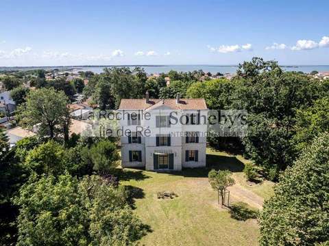 Vente maison 8 pièces Fouras 17