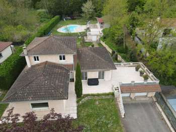 Vente Maison 7 piècesFrans