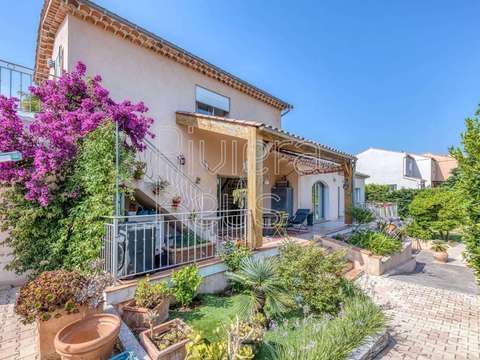 Vente maison 6 pièces Fréjus 83