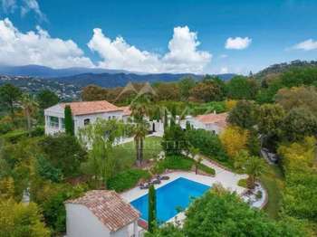 Vente maison 8 pièces Fréjus 83