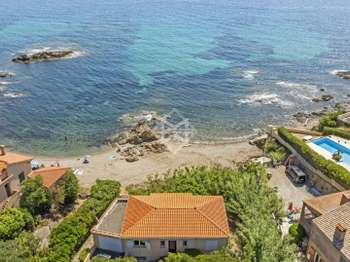 Vente maison 11 pièces Fréjus 83