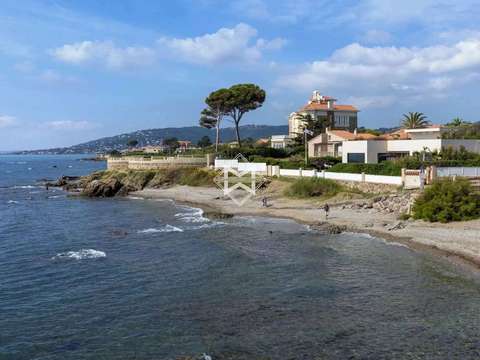 Vente maison 6 pièces Fréjus 83