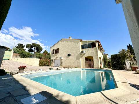 Vente maison 6 pièces Fréjus 83