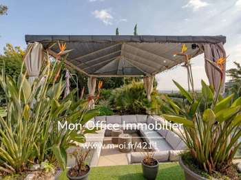 Vente maison 10 pièces Fréjus 83