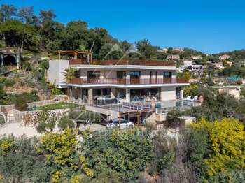 Vente maison 8 pièces Fréjus 83