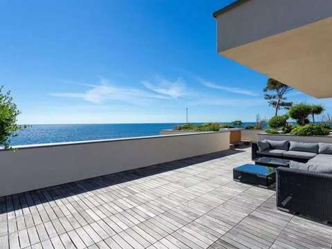 Vente maison 6 pièces Fréjus 83