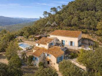 Vente maison 6 pièces Fréjus 83