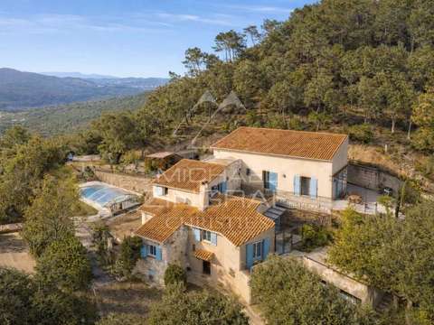 Vente maison 6 pièces Fréjus 83