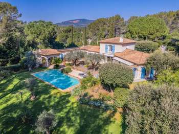 Maison 7 pièces 230 m² · à Fréjus · 230 m² · 1 595 000 €