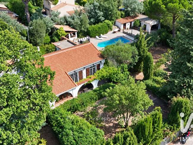 Maison 5 pièces 130 m² · à Fréjus · 130 m² · 930 000 €