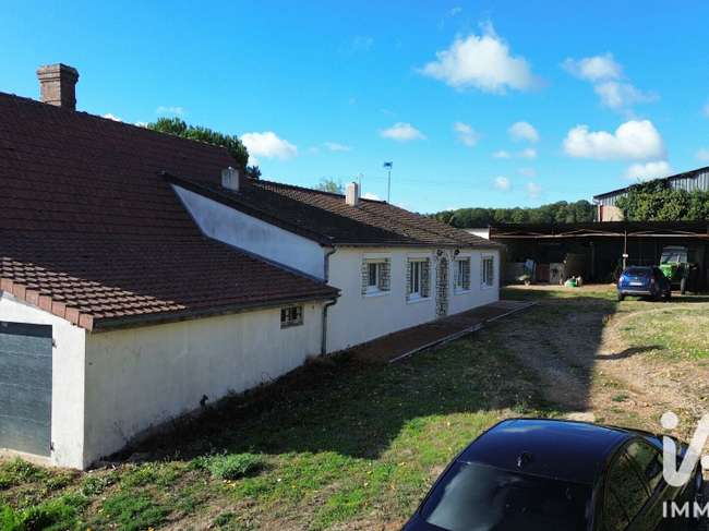 Maison 6 pièces 160 m² · à Friaize · 160 m² · 159 000 €