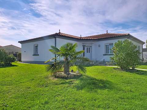 Vente maison 7 pièces Froidfond 85