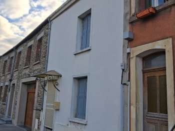 Maison 5 pièces 81 m² · à Fumay · 81 m² · 45 000 €
