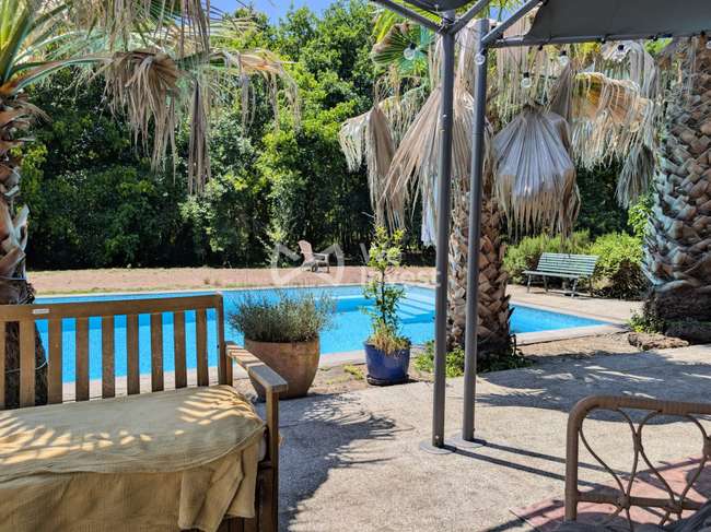 Maison 9 pièces 207 m² · à Garein · 207 m² · 365 000 €