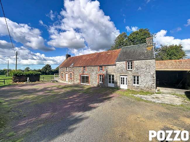 Maison 5 pièces 108 m² · à Gavray-sur-Sienne · 108 m² · 182 000 €