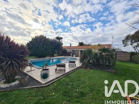 Vente maison 6 pièces Geay 17