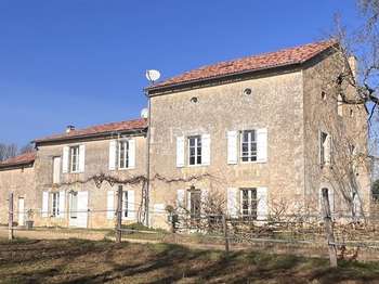 Vente maison 9 pièces Gençay 86
