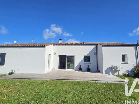 Vente maison 5 pièces Germignac 17