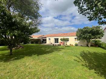 Vente maison 5 pièces Gesté 49