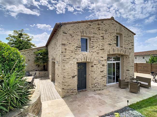 Maison 6 pièces 137 m² · à Beaupréau-en-Mauges · 137 m² · 360 000 €