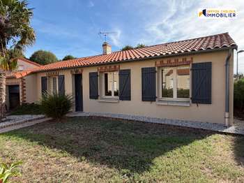 Vente maison 5 pièces Gesté 49