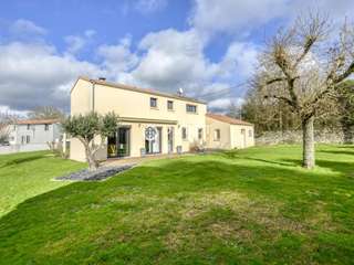 Vente maison 8 pièces