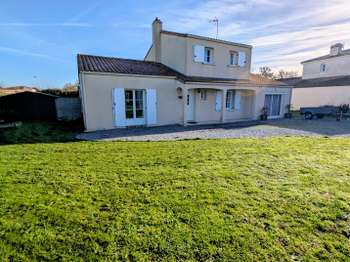 Vente Maison 4 chambresGivrand